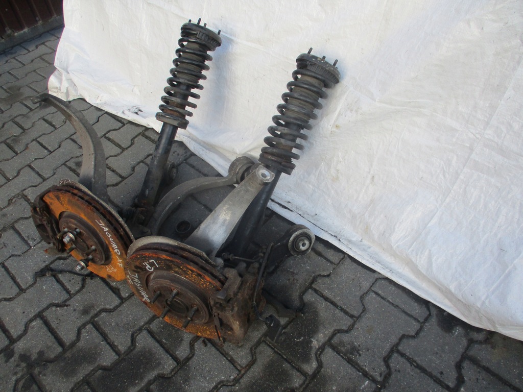 фото №6, Поворотний кулак ліва права перед jaguar xf ii x260