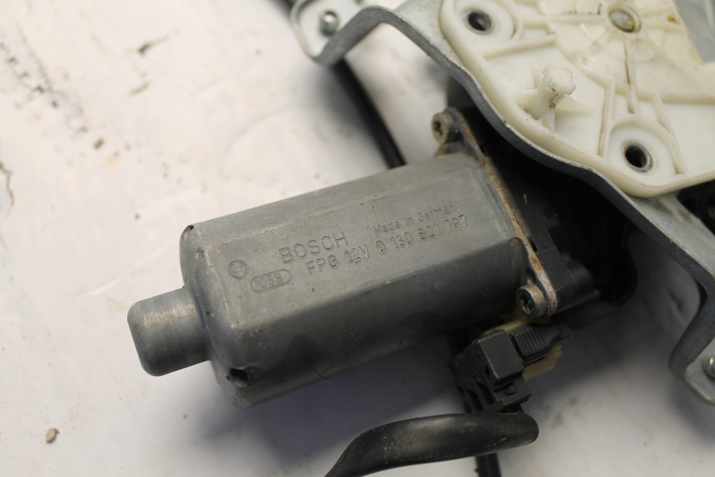 Підйомник скло лівий перед mercedes slk r170 рестайлінг Доставка