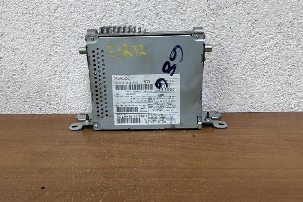 фото №10, Радио bez навигации jaguar xf x250 8x2304453ac 3.0l дизель 155kw 2009