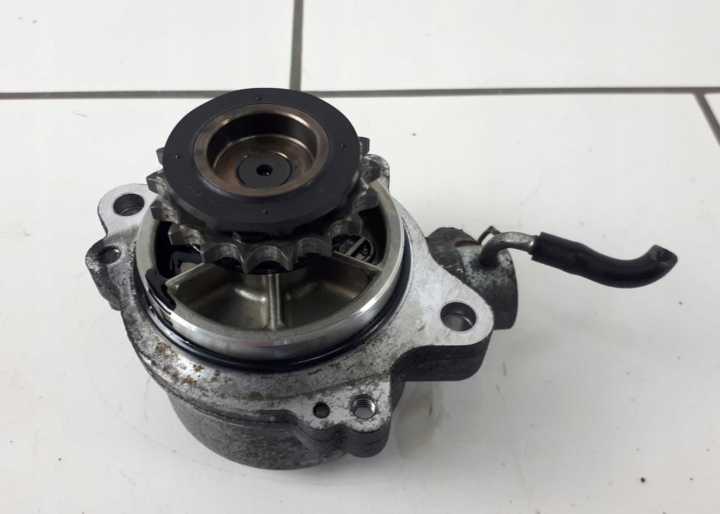 фото №1, Mazda 6 ii gh 2,2 насос вакуум r2aa18g00