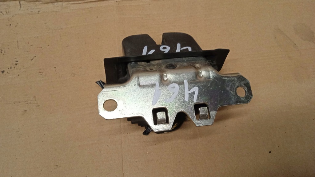 фото №2, Opel insignia a hb замок крышки задняя