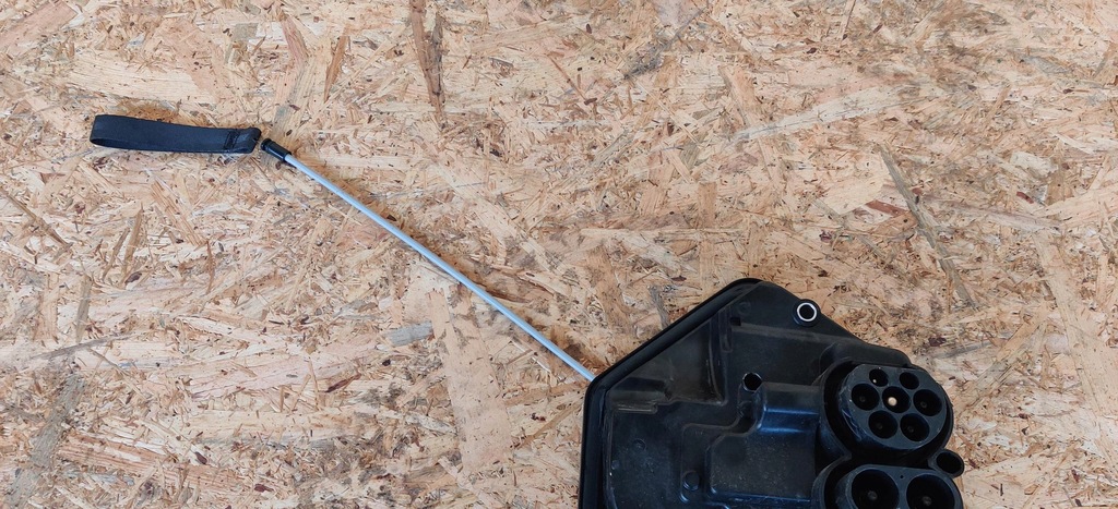 фото №5, Роз'єм заряджання 1490374 tesla model y 2024