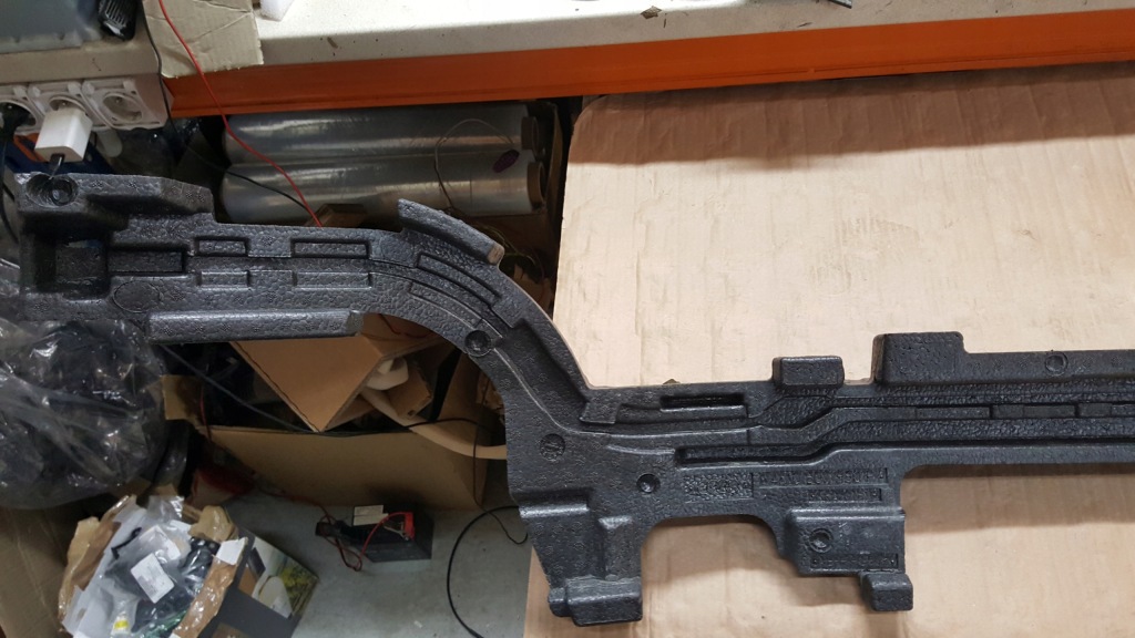 Audi q7 2 4m0807550p абсорбер бампера перед с Разборки