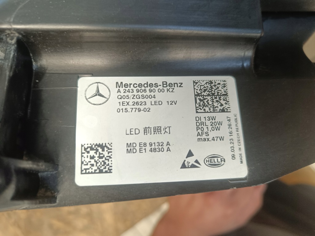 Mercedes eqb w243 - фара перед права full led Зі Шроту