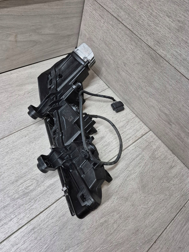 13039. peugeot 208 2 gt-line фара led правый  9824241180 Недорого