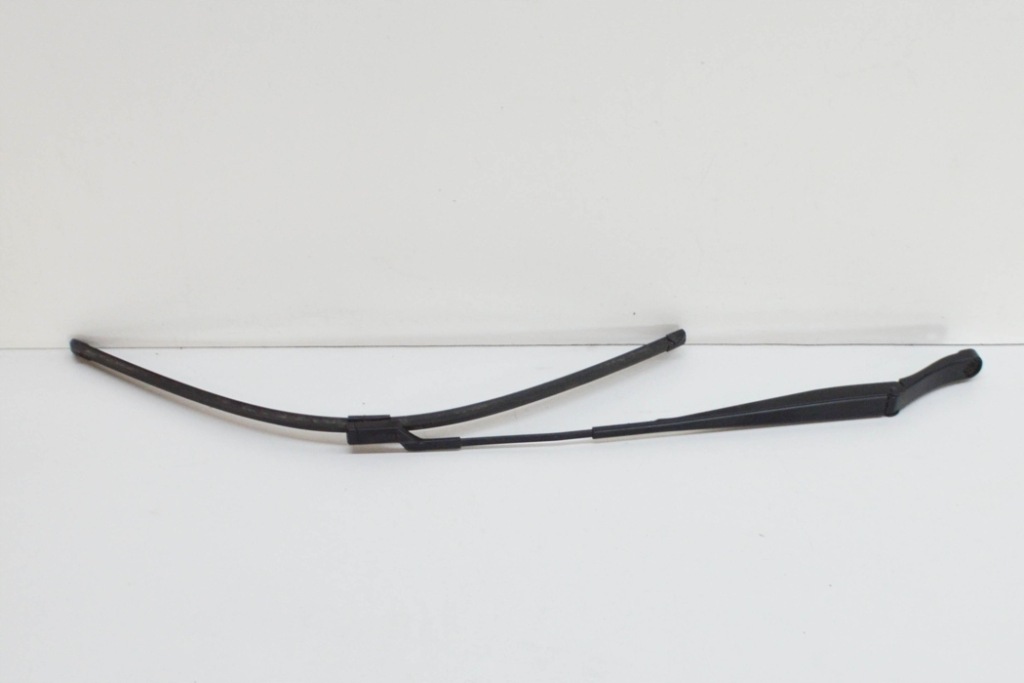 фото №5, Audi q4 sportback f4n 40 e-tron передние левая рычаг дворники 11b955409 1