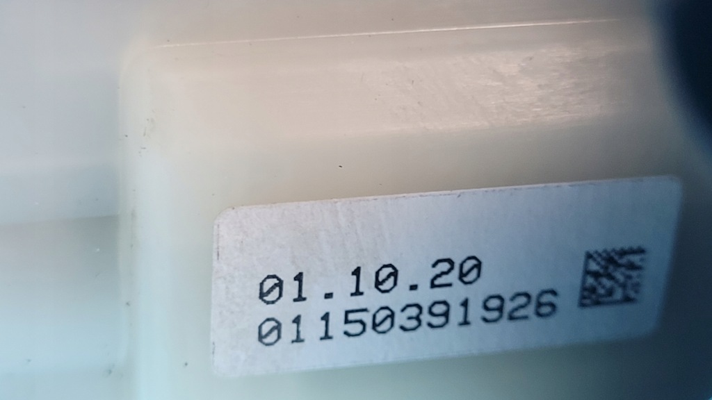 Mercedes eqa 250 21r ручка кришки багажника a0997503300 камера a0009056206 Доставка