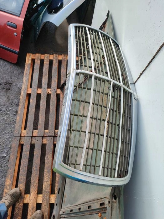 Капот перед mercedes w123 Київ