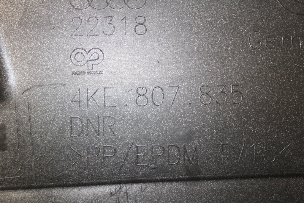 фото №9, Диффузор накладка бампер задняя audi e-tron etron полный 4ke807835