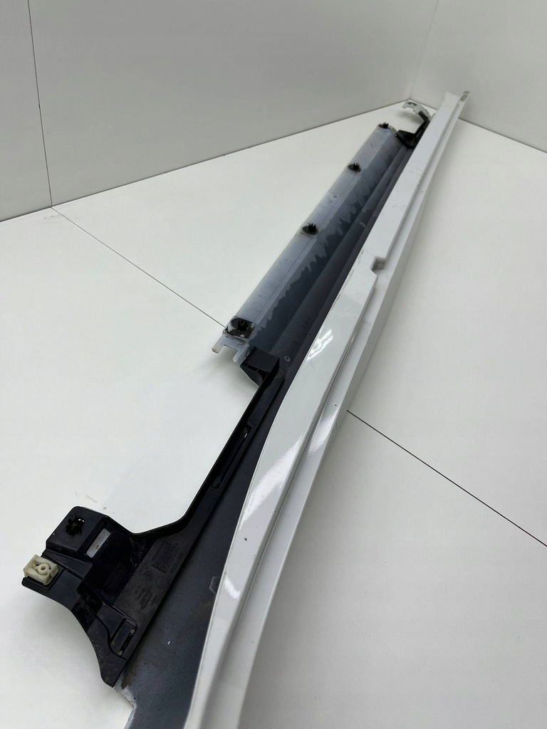 фото №6, Bmw 2 f45 правая накладка порог a300 m-pakiet 8057914