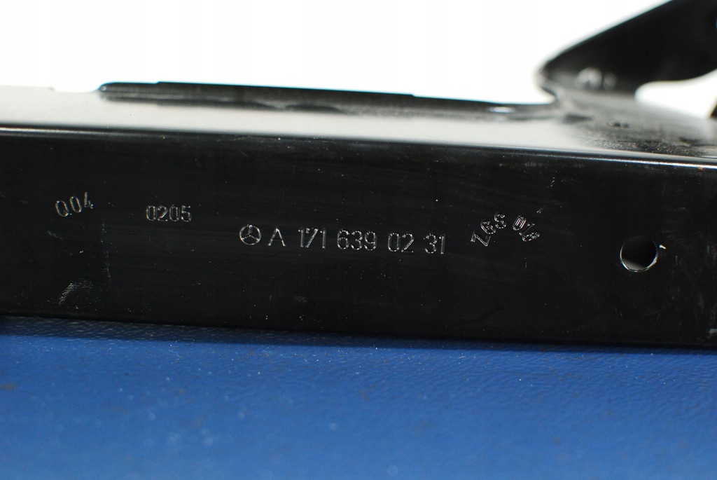 фото №4, Mercedes slk r171 кронштейн правый крыша a1716390231