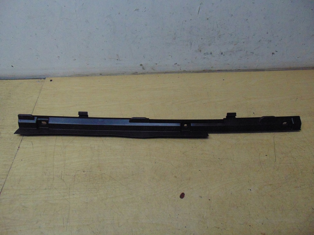 фото №9, Молдинг защита бампера перед ford c-max focus 1688730 _ am51-r001a06-ab