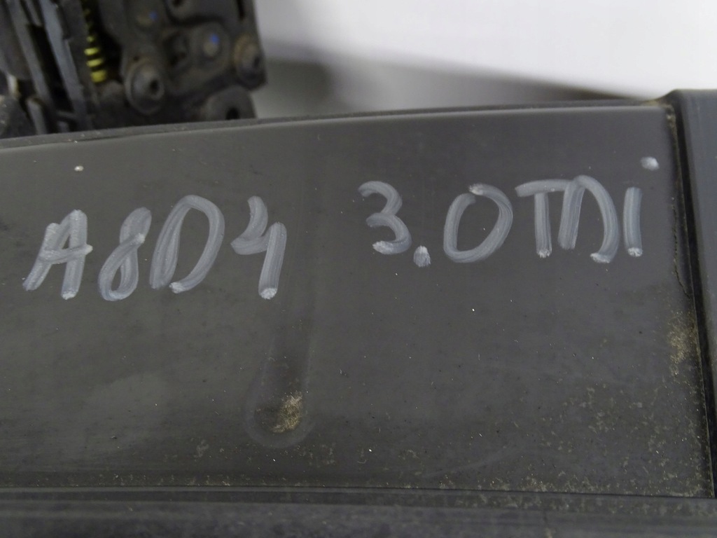 фото №11, Kpl pas передній підсилювач audi a8 d4 3.0 tdi