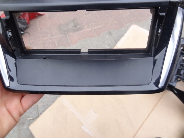 фото №4, Рамка захист радіо peugeot 208 i