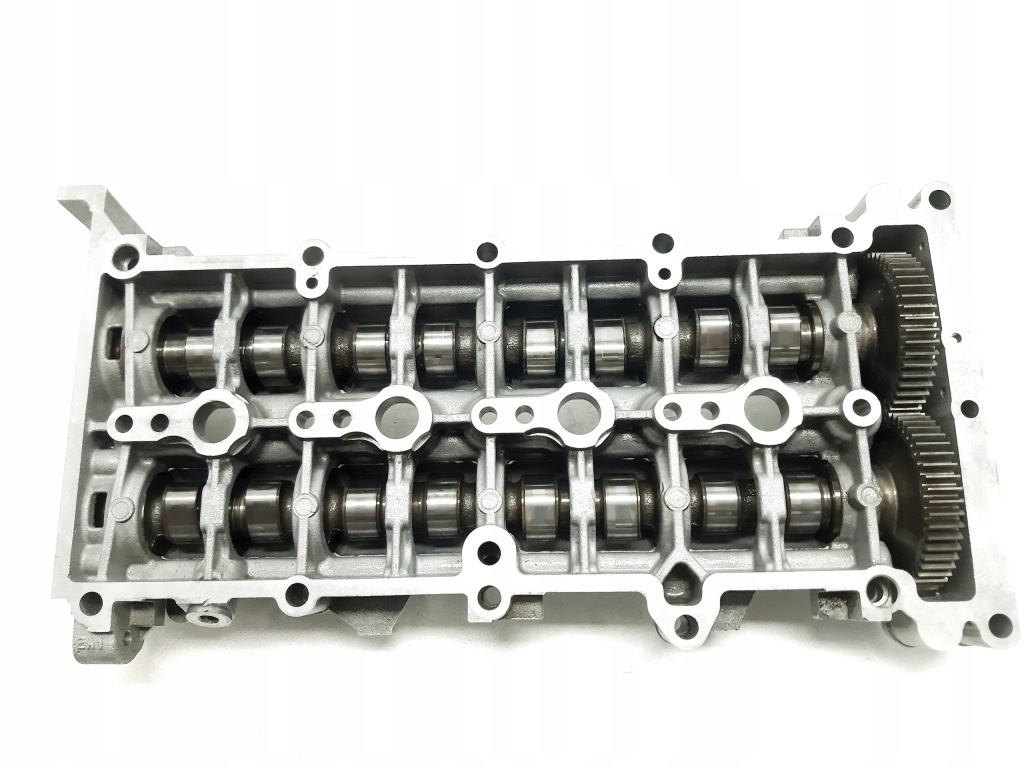 Крышка клапанов валы opel 1.9 cdti 150km 55194358 Киев