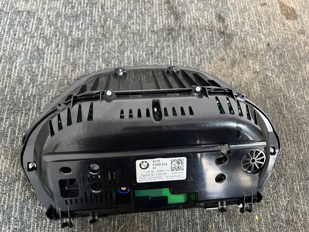 фото №11, Bmw x1 f48 lci lift 2.0 d 2019r механічна коробка передач лічильник приладова панель прилади оригінал europa