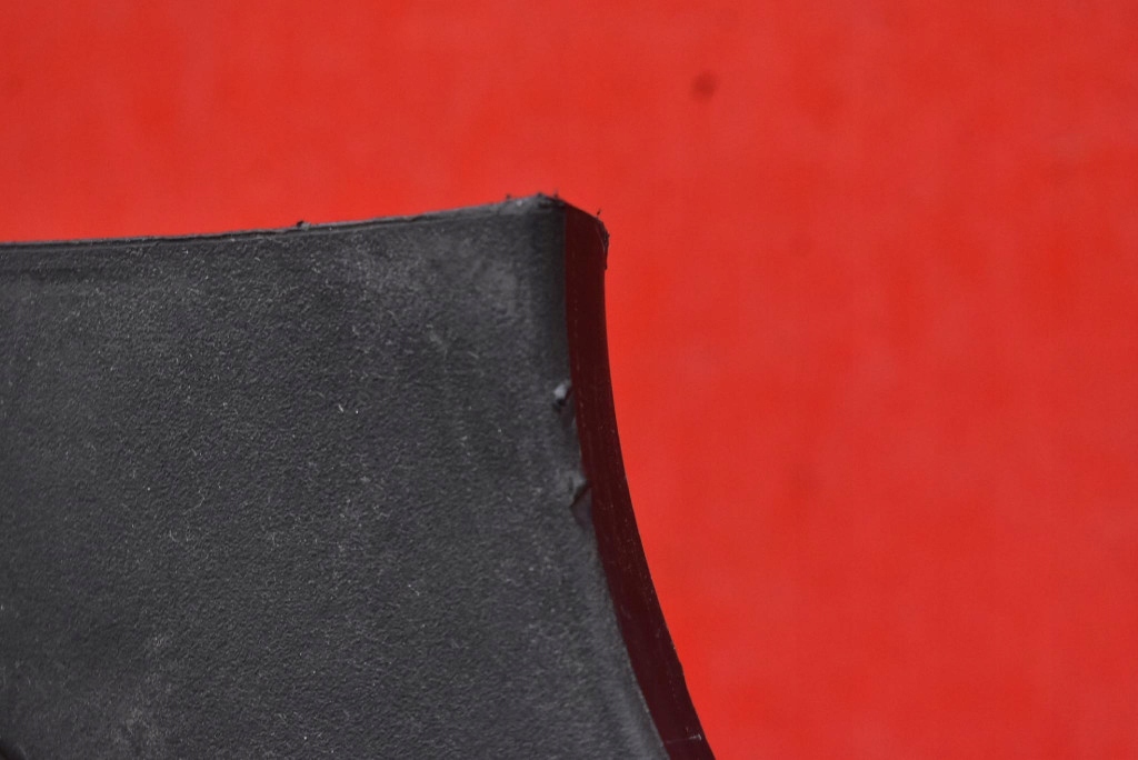 Защита багажника правая 1036238-00-f tesla model x 90d 15-21 Киев