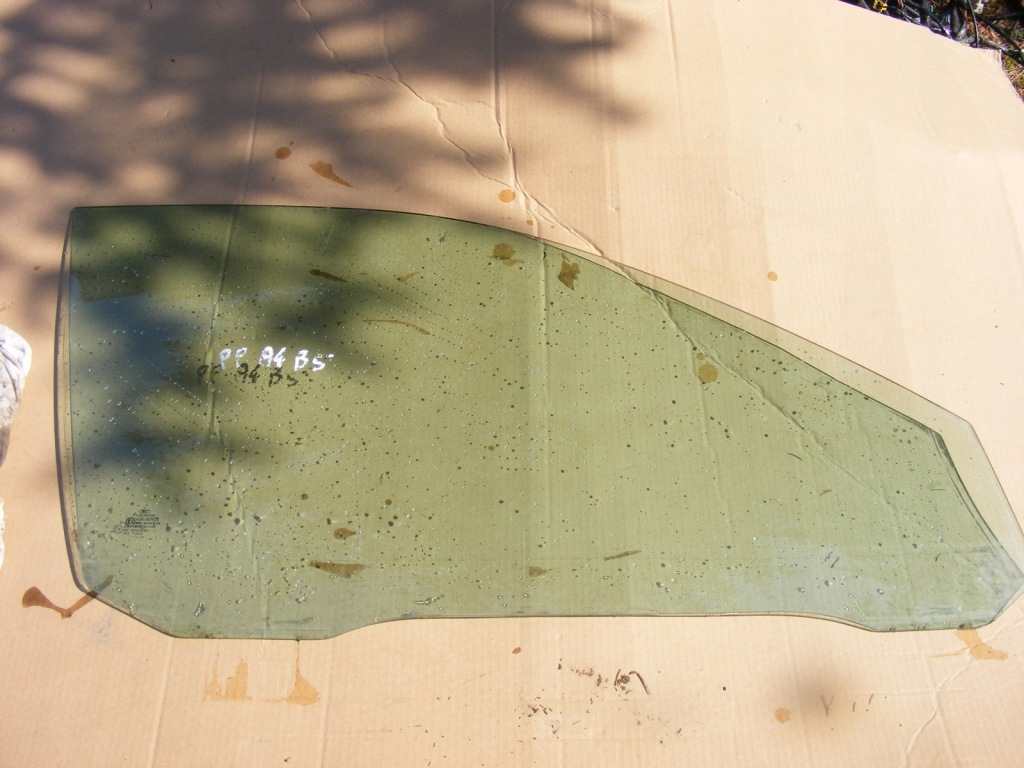 фото №1, Audi a4 b5 lift скло двері права передня 2001