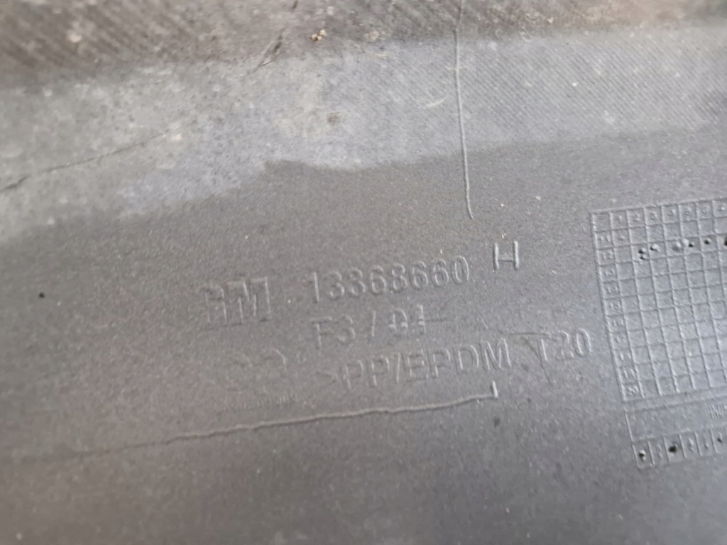 Opel astra iv 4 рестайлинг  бампер передний перед решётка 13368660 Доставка