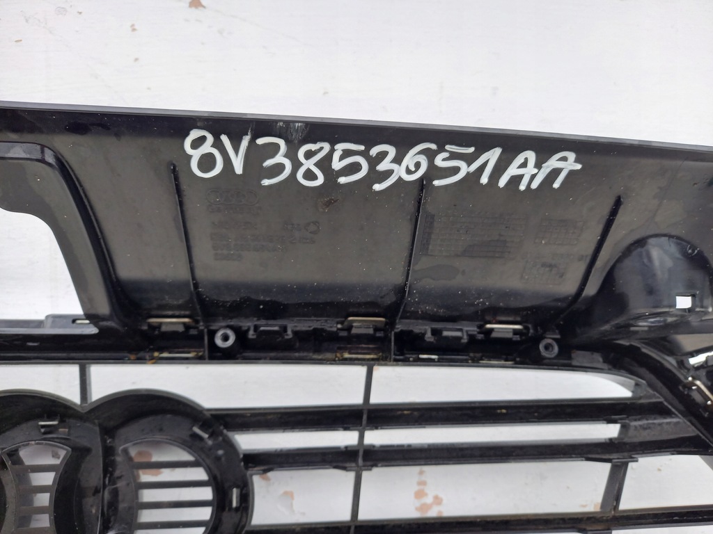 фото №11, Решётка радиатора решётка радиатора audi a3 8v 8v3853651aa