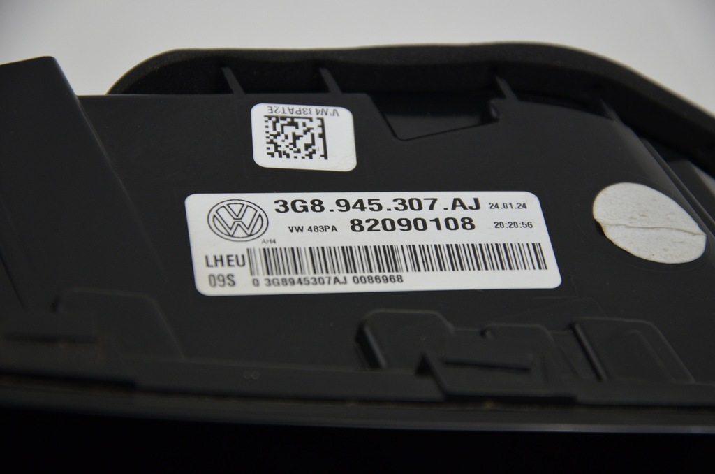 фото №10, Vw arteon fl iq light комплект лампа задняя led идеальное состояние 3g8945207q 3g8945307aj