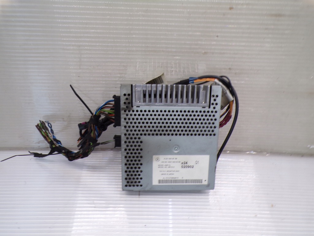 фото №1, Усилитель радио mercedes w221 w216 cl 2218209089