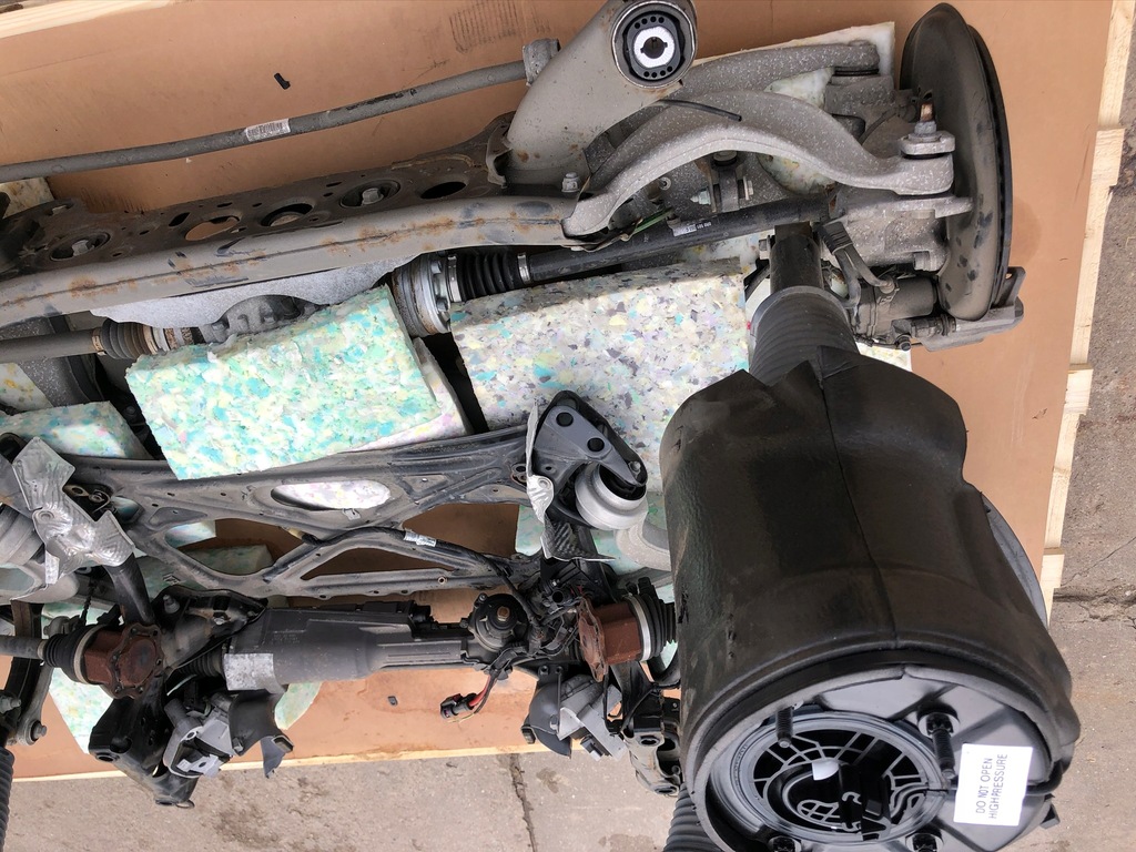 фото №4, Audi a8 d4 4h lift 3,0 tfsi подвеска задние 56km