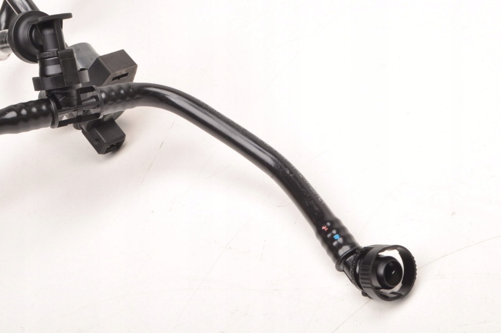 Bmw 4 m4 f82 3.0 труба шланг топлива 7848454 7848455 Недорого