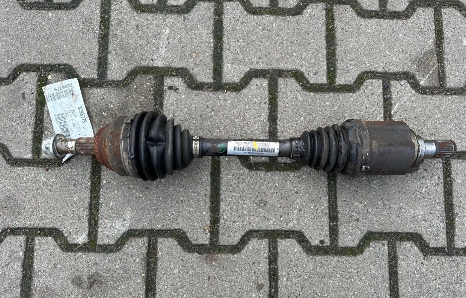 фото №1, Привідний вал передня ліва mg zs ev 11135812