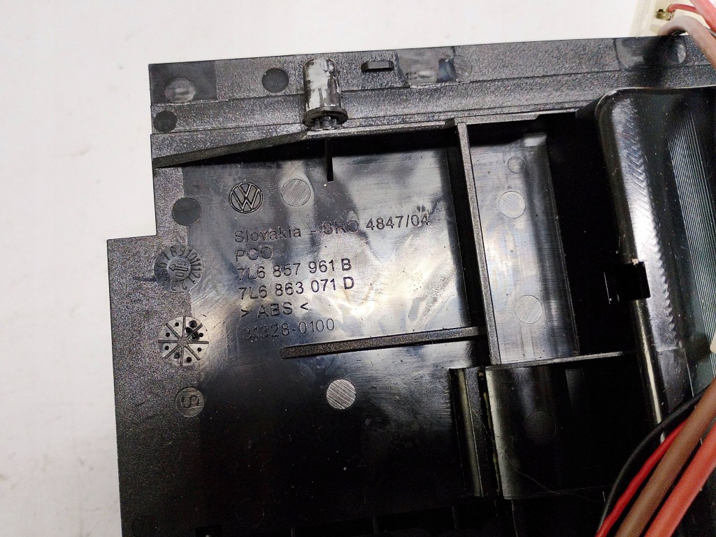 фото №9, Vw volkswagen touareg i попільничка 7l6857961b europa