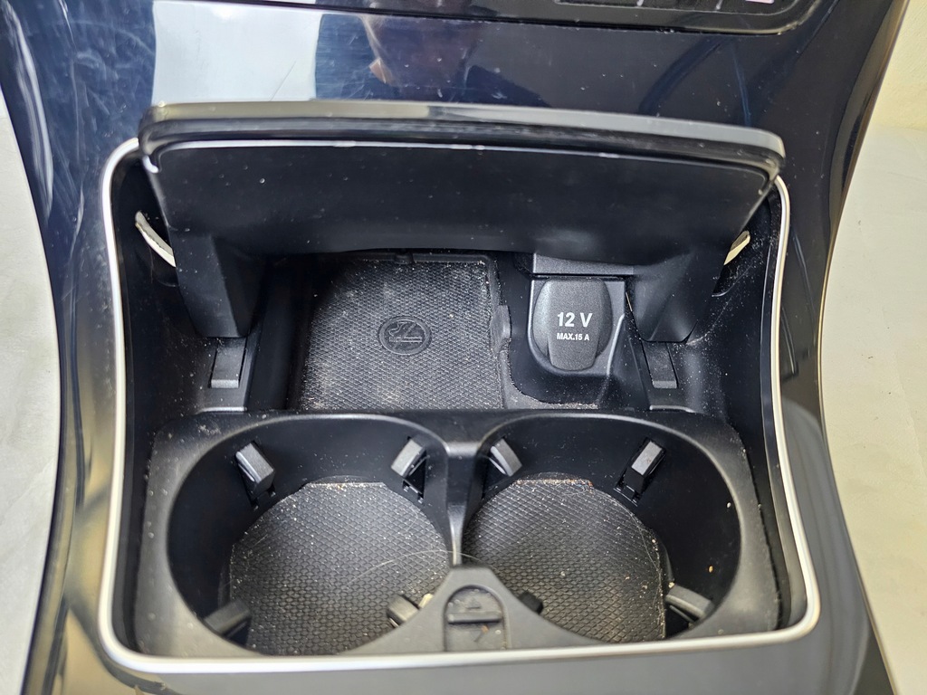 фото №10, Dekor тунель панель середній керування перемикач консолі mercedes w205