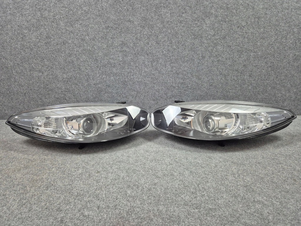 Купить Фары лампы передние перед комплект - renault fluence рестайлинг  12-16