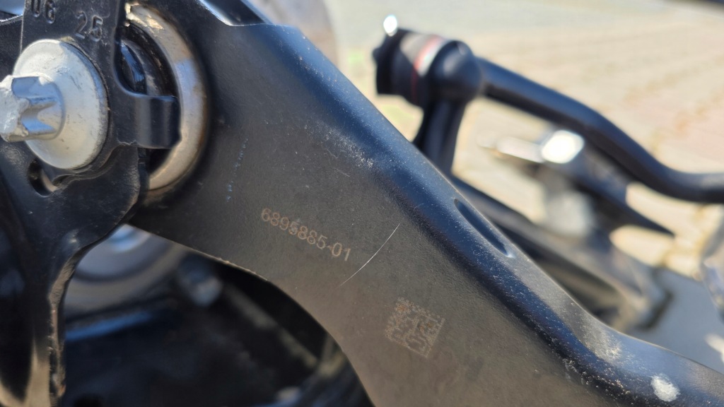 Поворотный кулак рычаг амортизатор правый левый задний  mini cooper c f65 f66 6865468 Киев