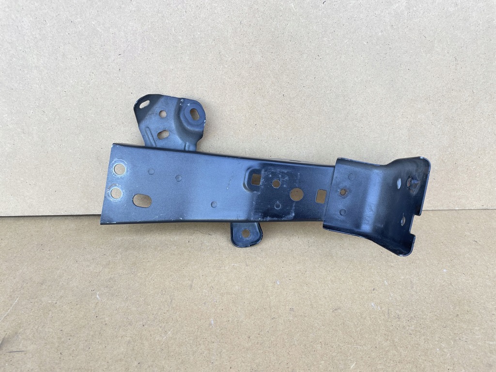 фото №1, Кронштейн крила правий перед mazda 6