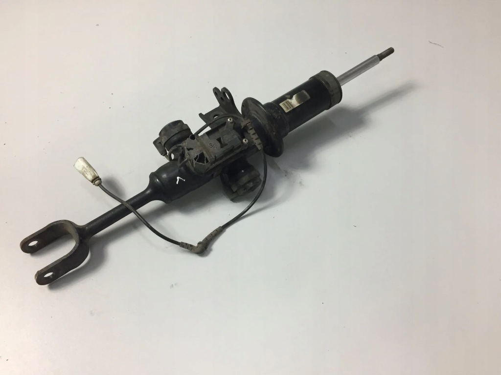 фото №1, Bmw 7 f01 f02 f03 f04 2009 левая сторона амортизаторы