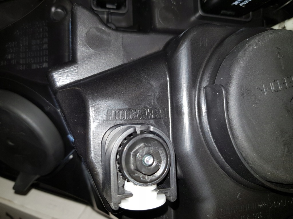 фото №16, Новий фара renault captur 13 лівий рамка хромована протитуманна фара 260603859r