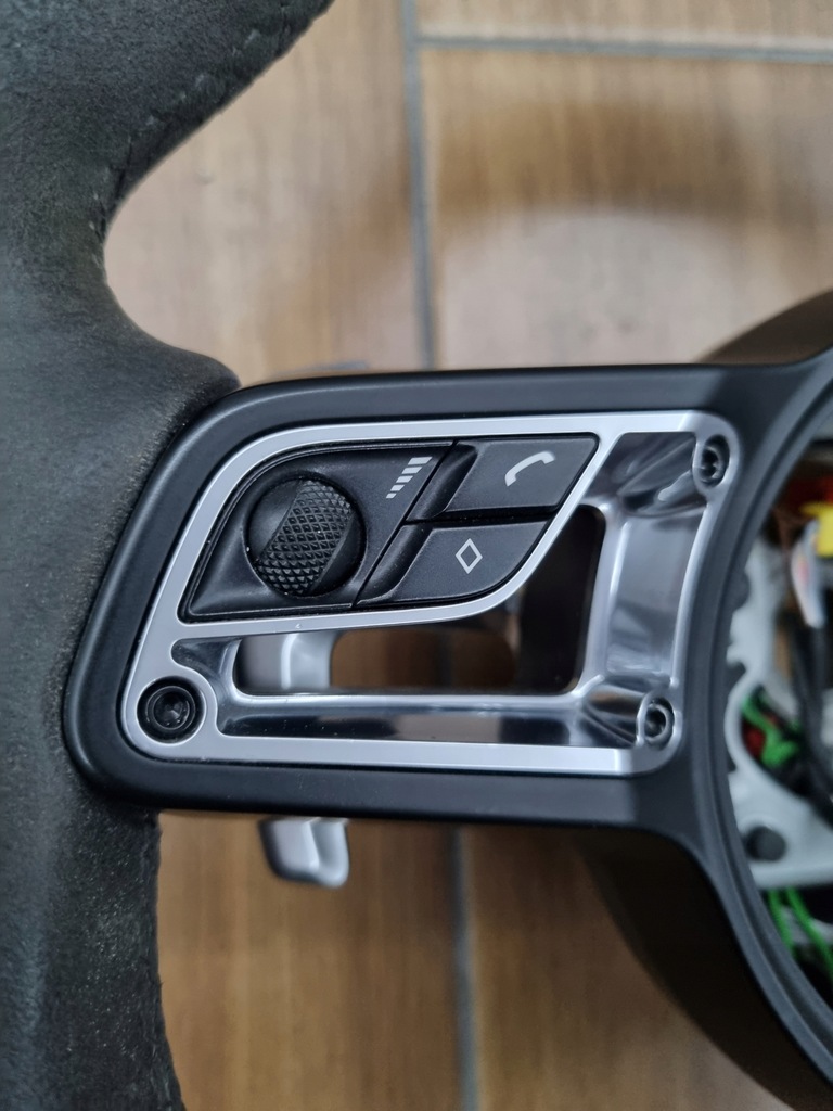 фото №7, Porsche 911 991 lift gt3 воздуховод +ручка pdk алькантара многофункциональный. подогрев