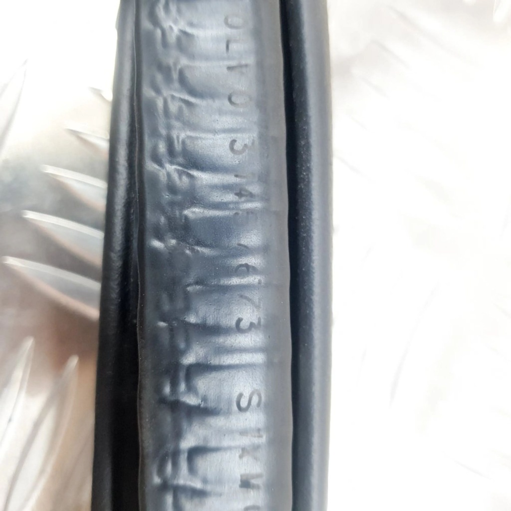 фото №6, Volvo xc90 2018 ліва сторона прокладка двері