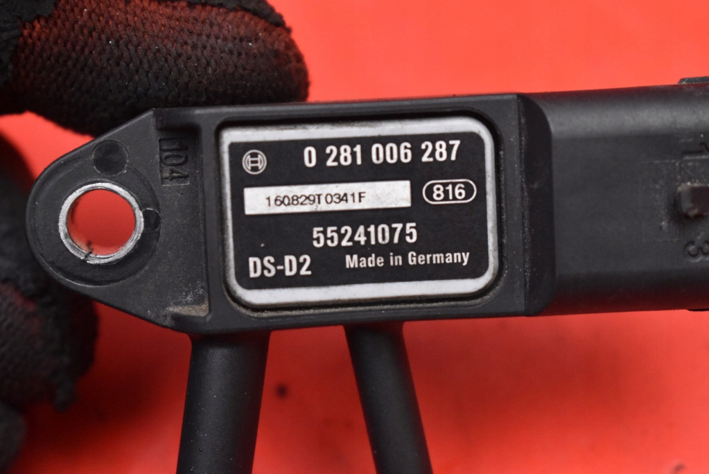 фото №8, Датчик давления выхлопных газов 55241075 0281006287 peugeot bipper i 1.3 hdi 75 km