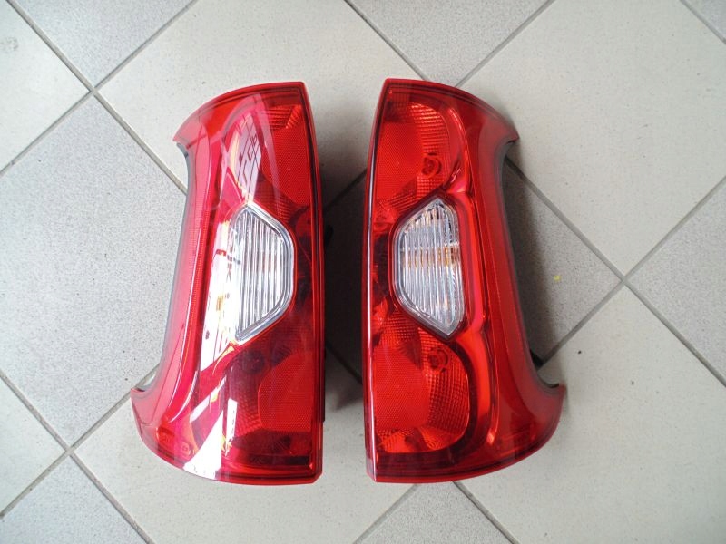 фото №1, Лампа задня права fiat panda 2013 rok.