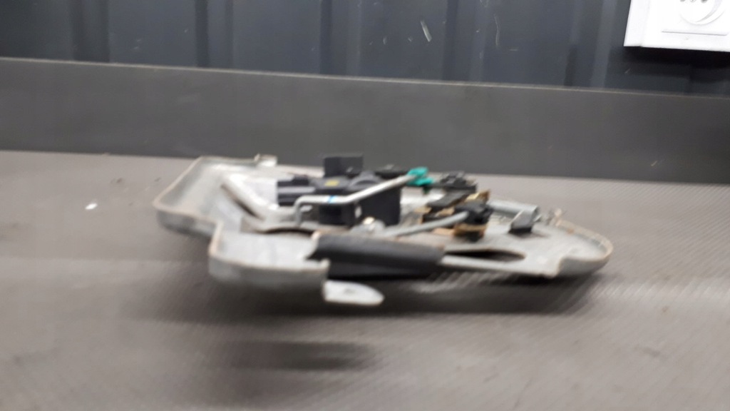 фото №9, Механізм замка кришки задня chrysler pt cruiser