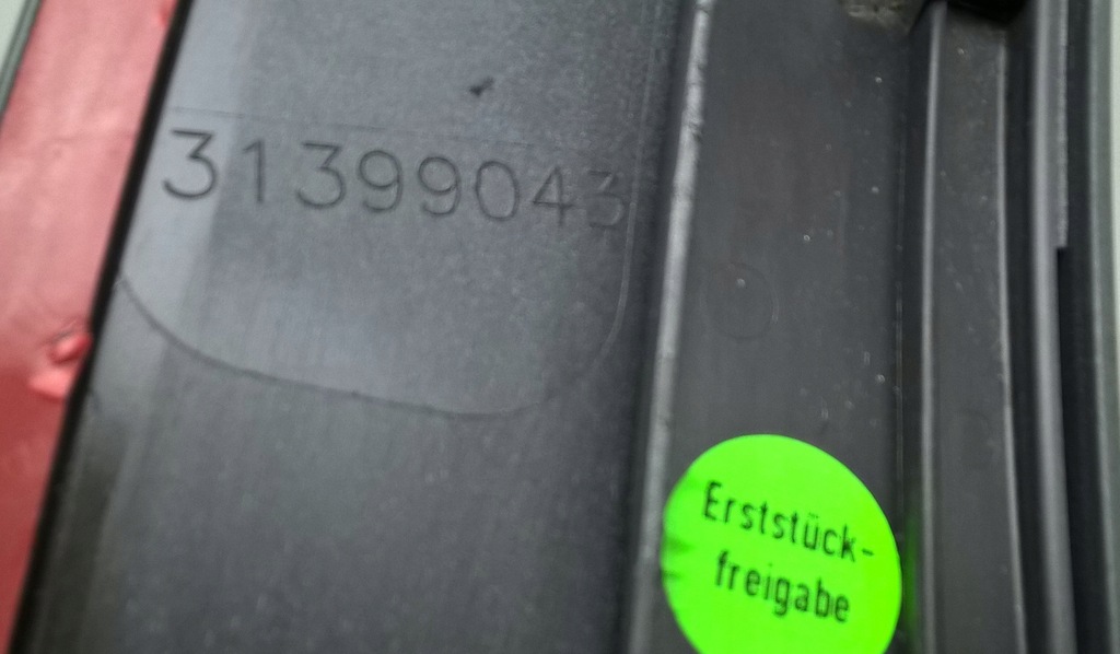 фото №8, Volvo xc90 ii 2015- молдинг крила бампера права