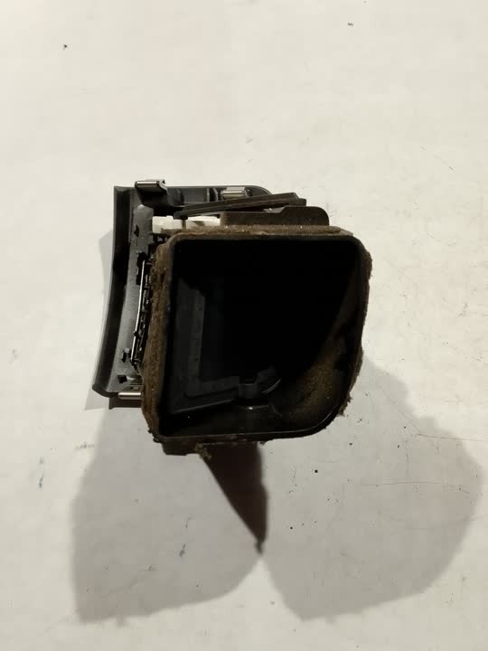 фото №7, Skoda fabia ii 5j0819702 решітка обдув права