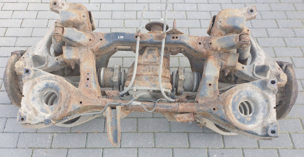 фото №3, Nissan pathfinder r51 2.5 dci подрамник подрамник задняя балка подвеска дифференциал oryg