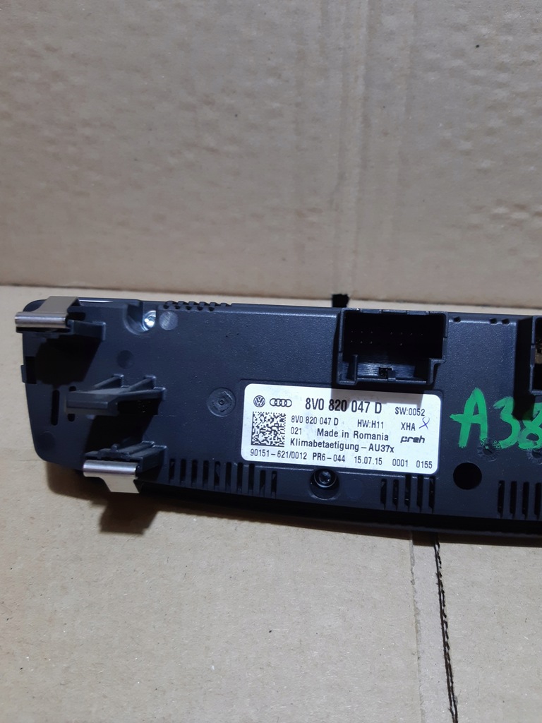 фото №6, Audi a3 8v панель кондиціонера обдув 8v0820047d