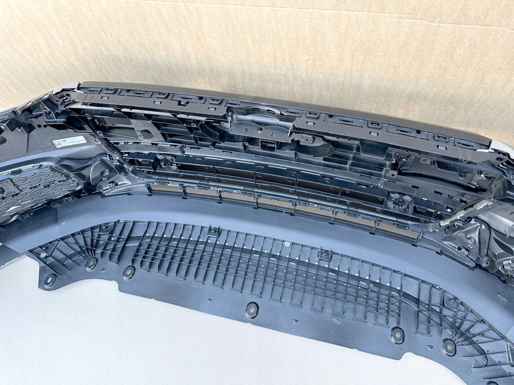 фото №11, Бампер передний audi a6 c8 4k0, black перед, 6x pdc