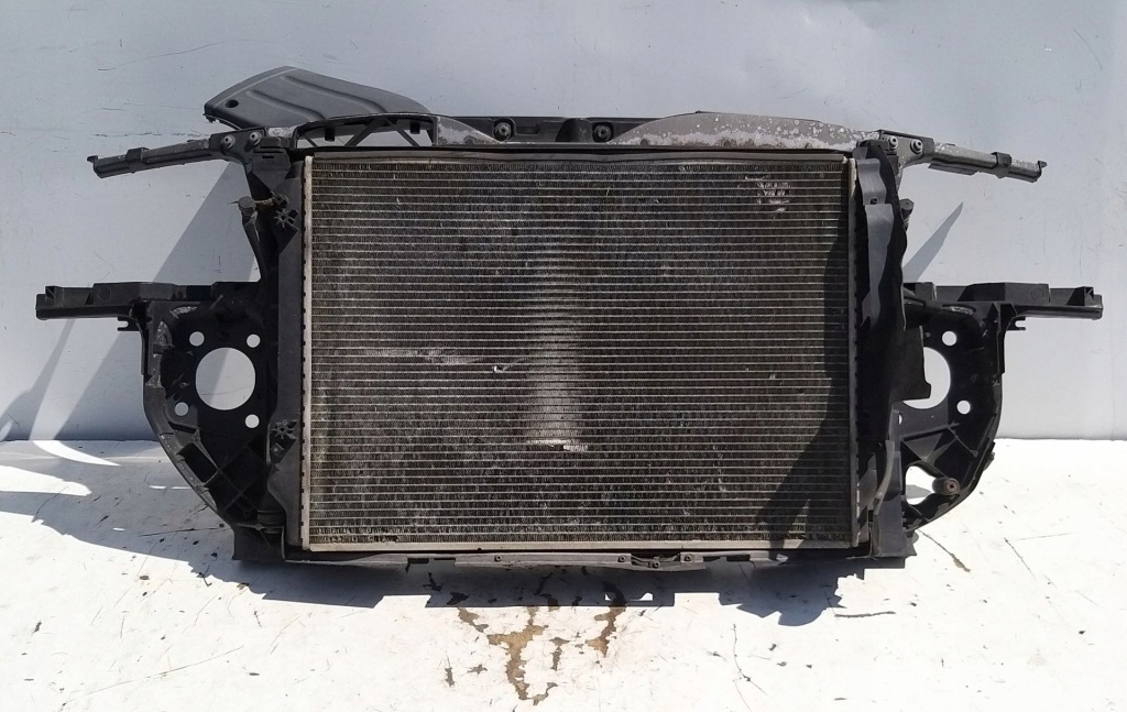 фото №1, Audi a4 b6 3.0 v6 pas передний радиатор