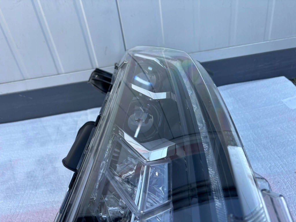 Mitsubishi outlander 3 рестайлинг  18-20 фара led ecm921-21e10 с Разборки