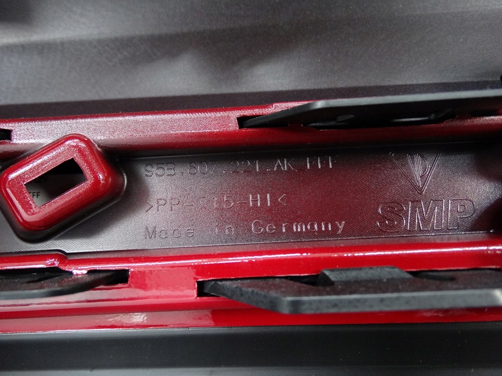 фото №15, Porsche macan gts drugi lift 2021+ бампер kompletny 95b