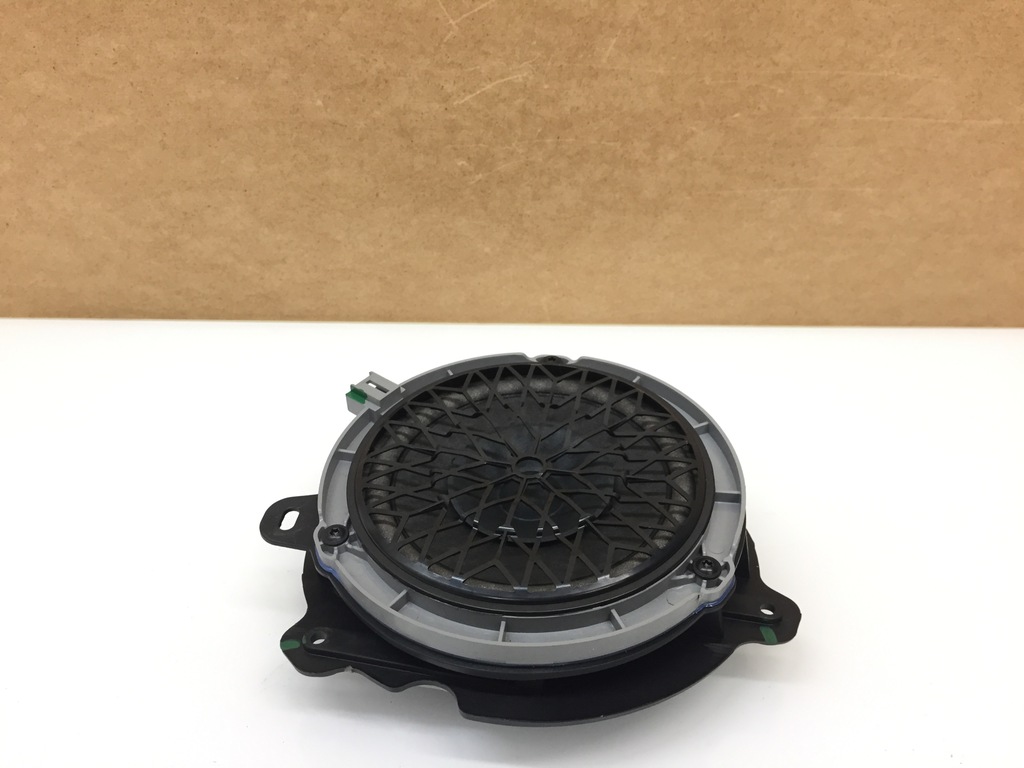 фото №1, Peugeot 2008 ii динамик дверь правый задняя